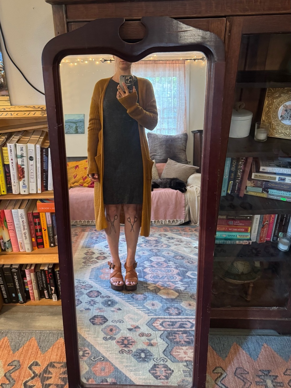 True Craft Oversized Burnt Orange Sweater, size xs